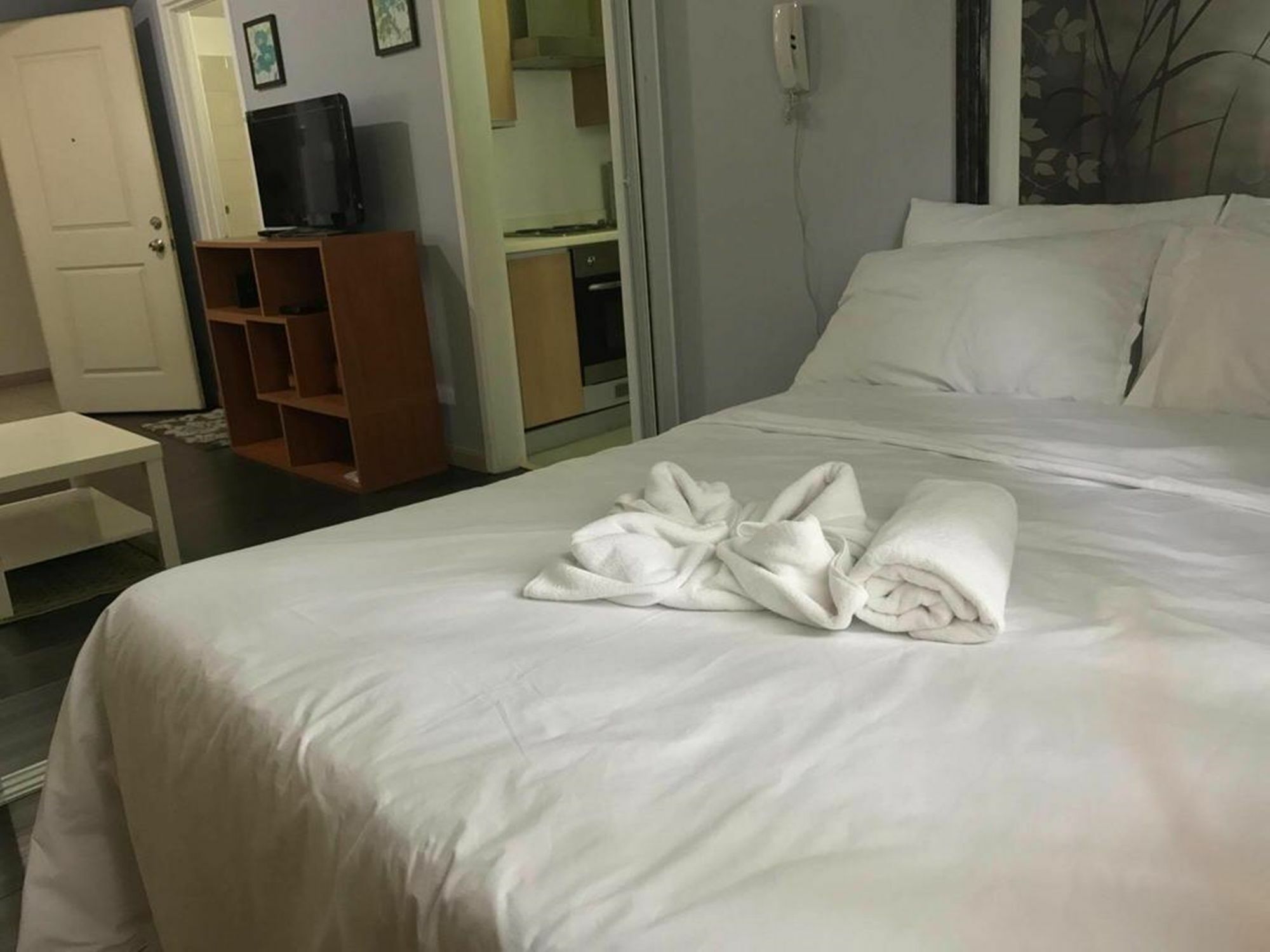 Go-Stay @ South Of Market Taguig Exteriör bild