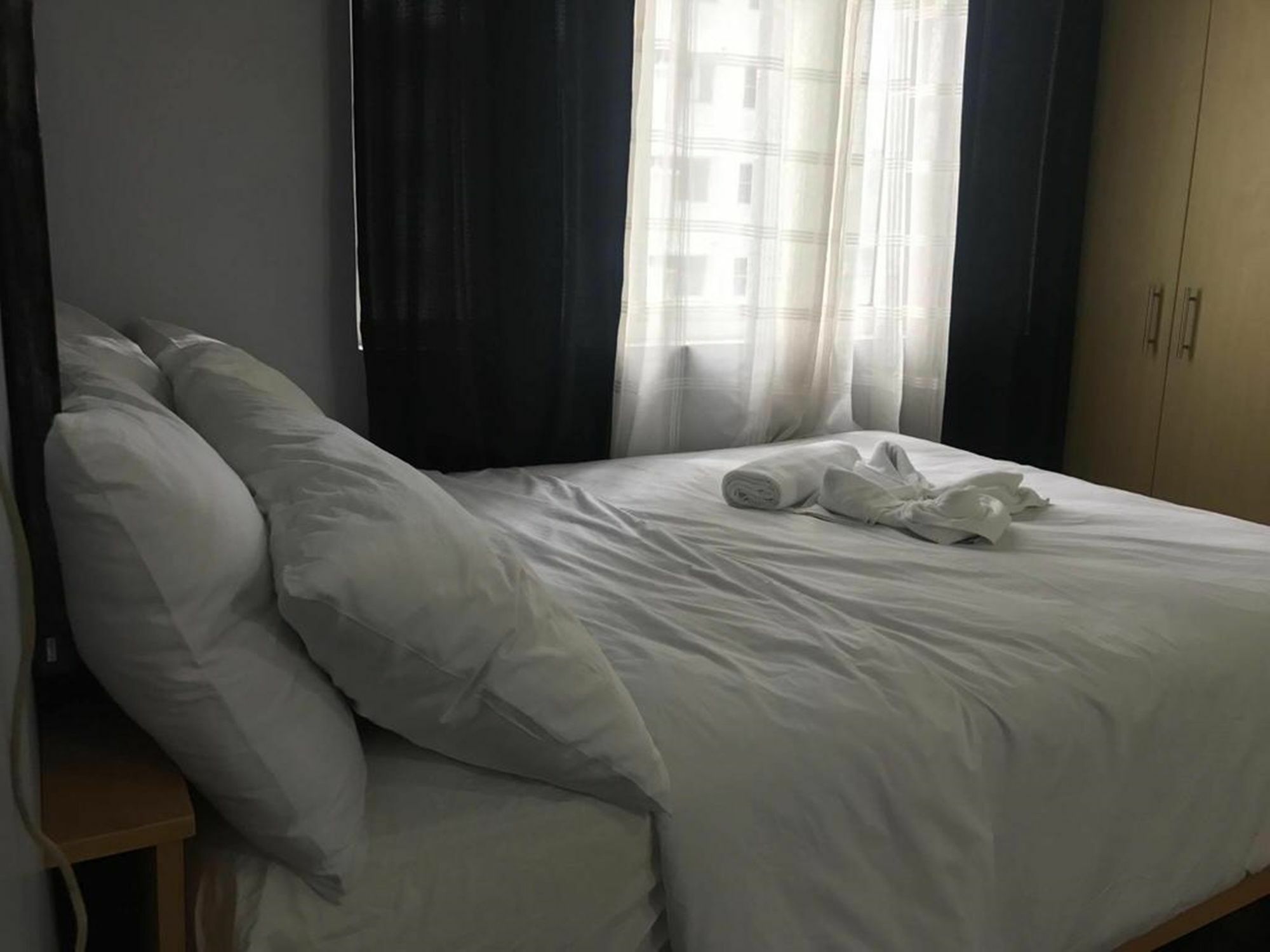 Go-Stay @ South Of Market Taguig Exteriör bild